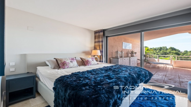 Exclusive Apartment with Spacious Terrace in Altea la Vella