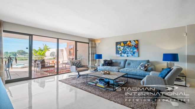 Exclusive Apartment with Spacious Terrace in Altea la Vella