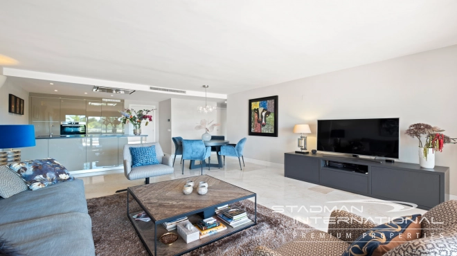 Exclusive Apartment with Spacious Terrace in Altea la Vella