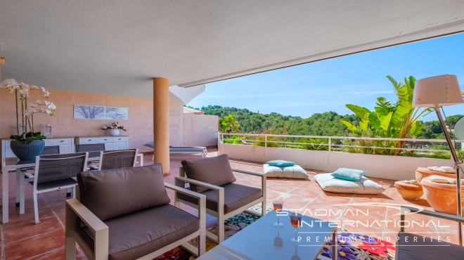 Exclusive Apartment with Spacious Terrace in Altea la Vella