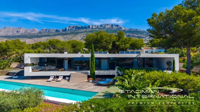 Modern Villa with Beautiful Sea Views Near Altea Golf Club