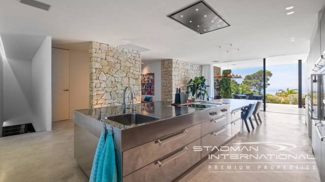 Modern Villa with Beautiful Sea Views Near Altea Golf Club