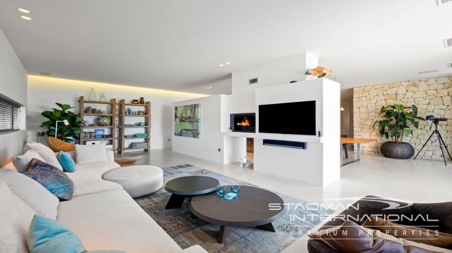 Modern Villa with Beautiful Sea Views Near Altea Golf Club
