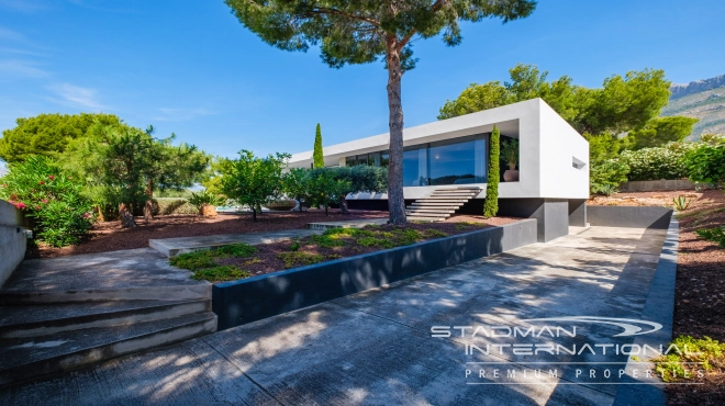 Modern Villa with Beautiful Sea Views Near Altea Golf Club