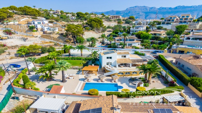 Villa with Spacious Plot and Sea Views Within Walking Distance of Old Town Altea
