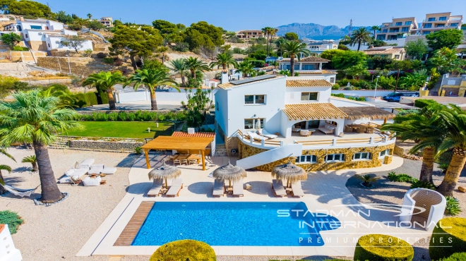 Villa with Spacious Plot and Sea Views Within Walking Distance of Old Town Altea