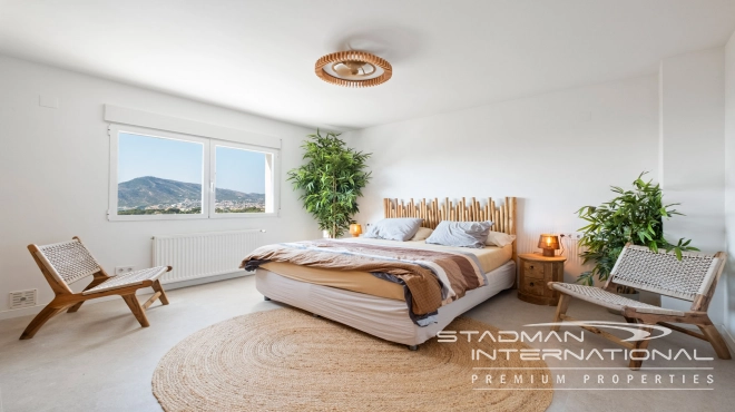 Villa with Spacious Plot and Sea Views Within Walking Distance of Old Town Altea