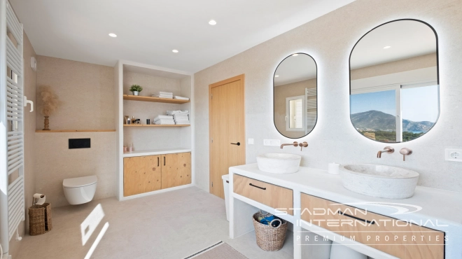 Villa with Spacious Plot and Sea Views Within Walking Distance of Old Town Altea
