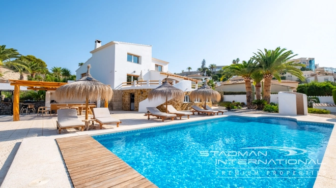 Villa with Spacious Plot and Sea Views Within Walking Distance of Old Town Altea