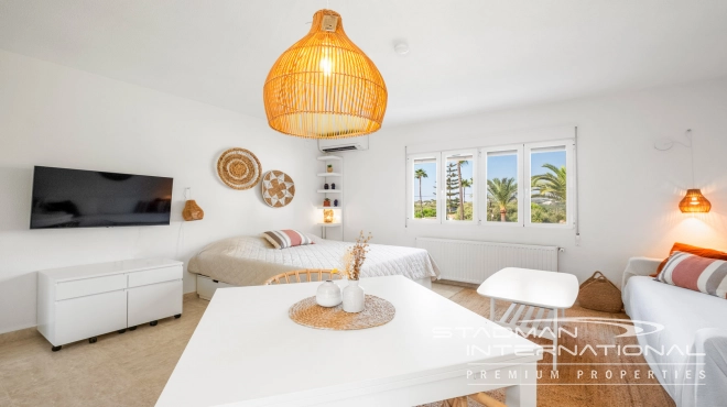 Villa with Spacious Plot and Sea Views Within Walking Distance of Old Town Altea
