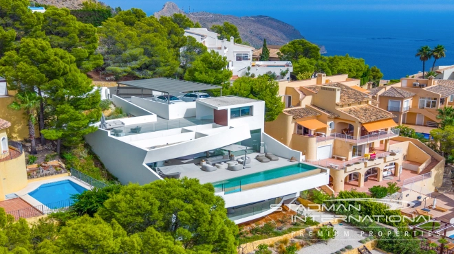 Modern Design Villa with Fabulous Sea Views in Altea Hills