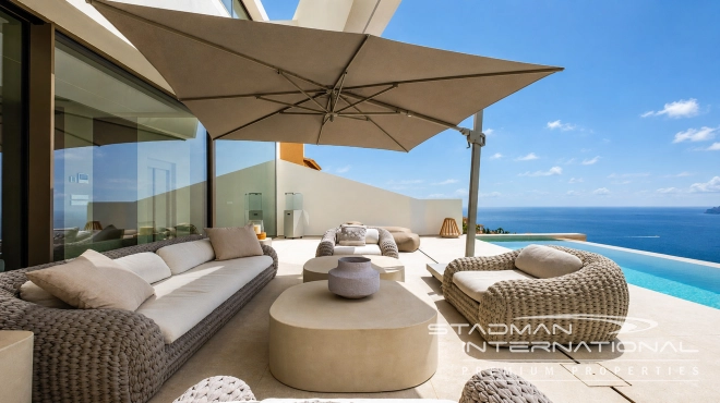 Modern Design Villa with Fabulous Sea Views in Altea Hills