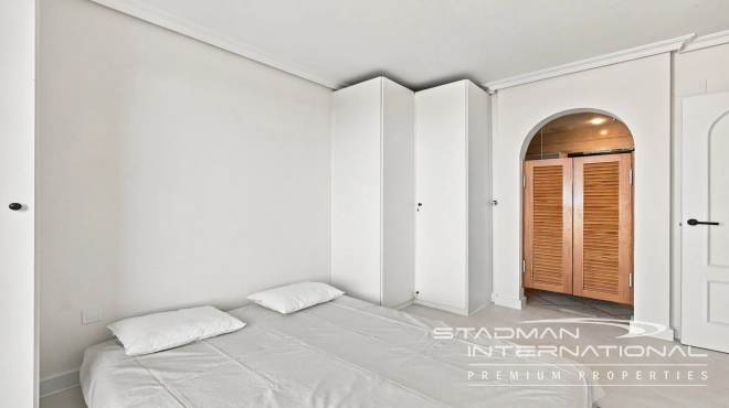 Mooi Appartement met Groot Terras en Fantastisch Zeezicht