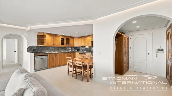 Mooi Appartement met Groot Terras en Fantastisch Zeezicht