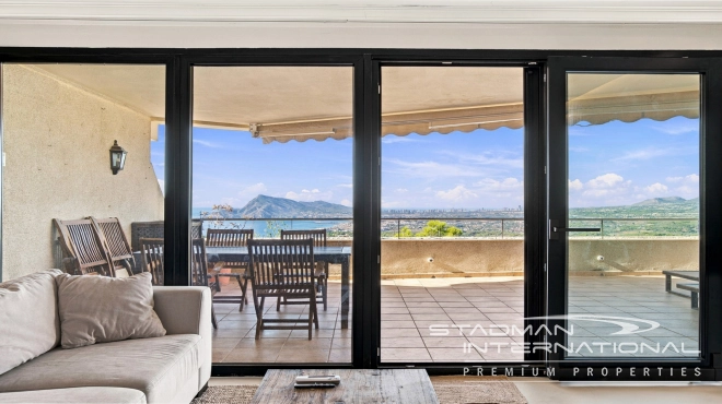 Mooi Appartement met Groot Terras en Fantastisch Zeezicht