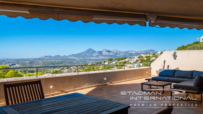 Mooi Appartement met Groot Terras en Fantastisch Zeezicht