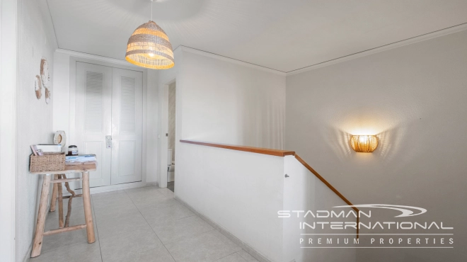 Spacieux Appartement Duplex à Proximité de la Plage et du Port 
