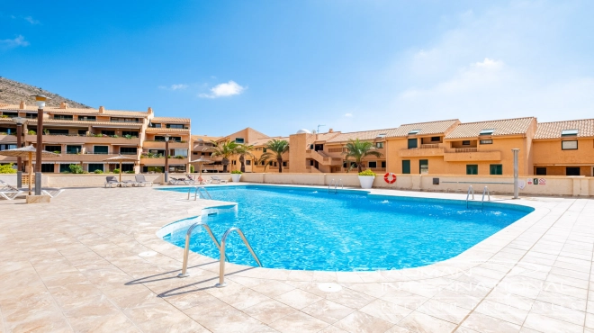Spacieux Appartement Duplex à Proximité de la Plage et du Port 