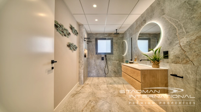 Modern Villa on a Flat Plot in a Central Location Near Altea