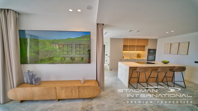 Modern Villa on a Flat Plot in a Central Location Near Altea