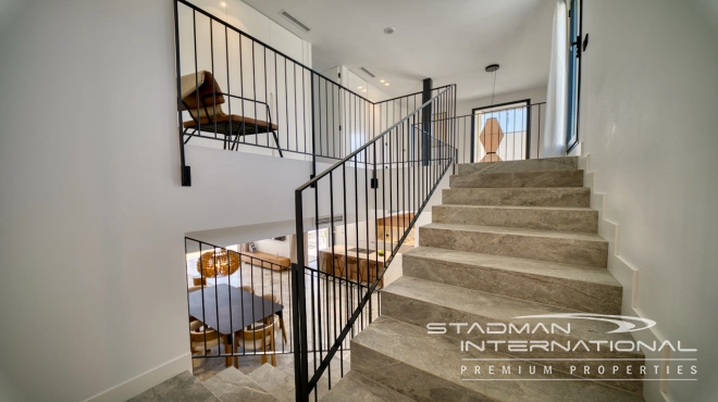 Modern Villa on a Flat Plot in a Central Location Near Altea