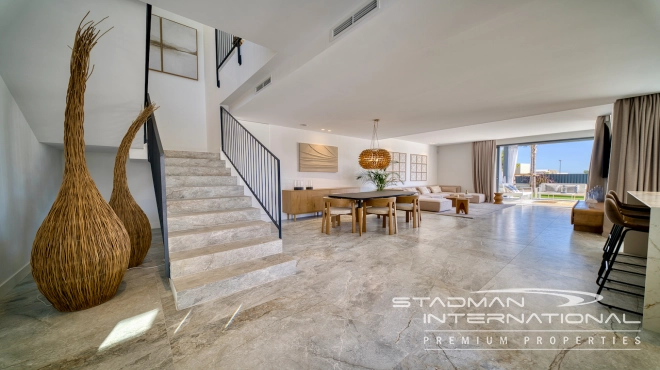Modern Villa on a Flat Plot in a Central Location Near Altea
